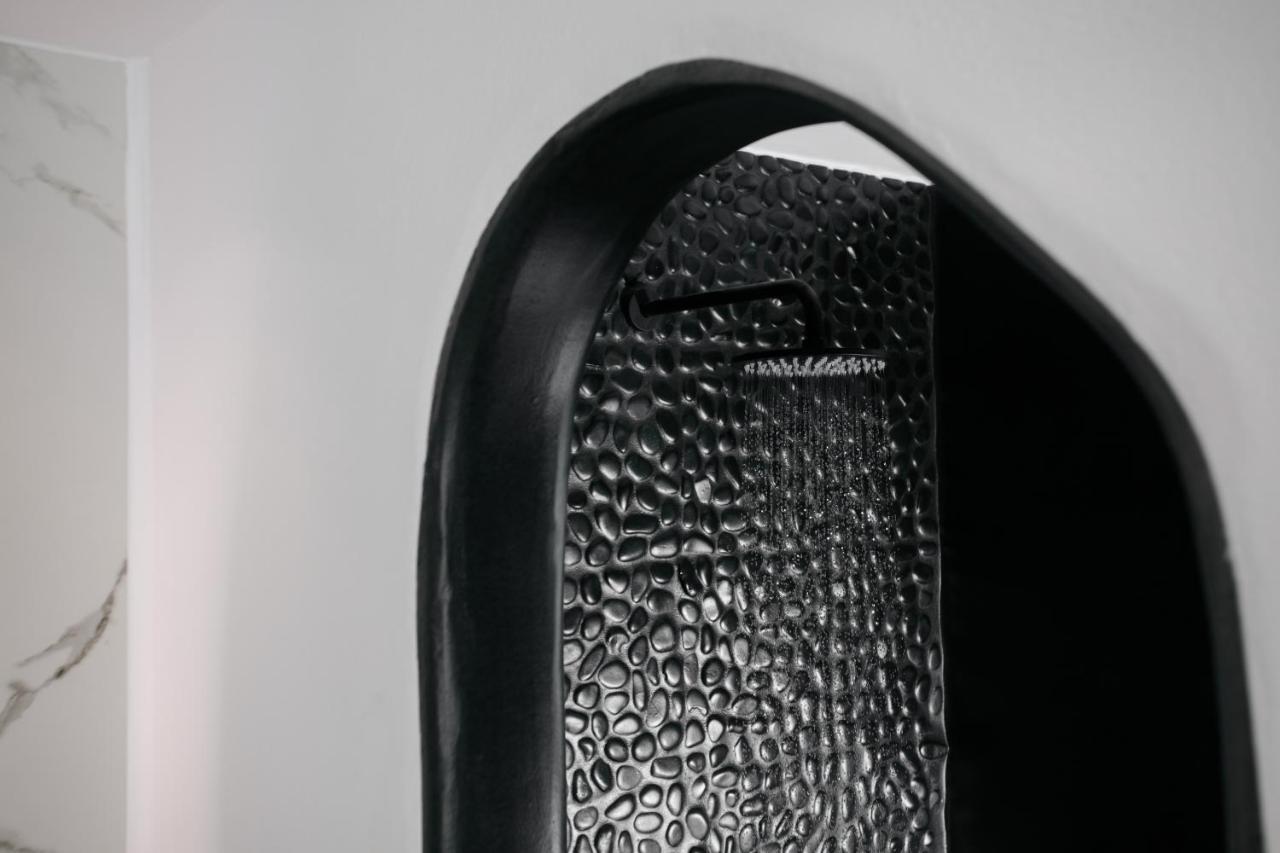 Black Concept Maisonette Naxos City Exterior photo